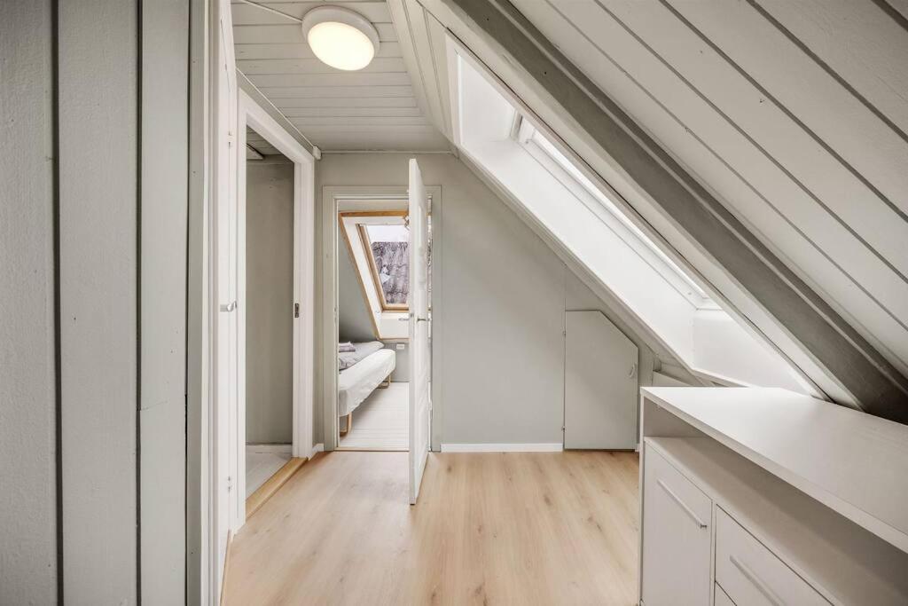 Dinbnb Homes I 4-Bedroom Historical House In Romantic Surroundings Берген Экстерьер фото