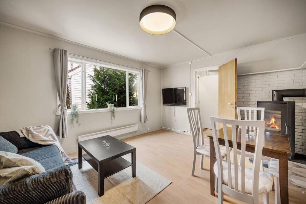 Dinbnb Homes I 4-Bedroom Historical House In Romantic Surroundings Берген Экстерьер фото