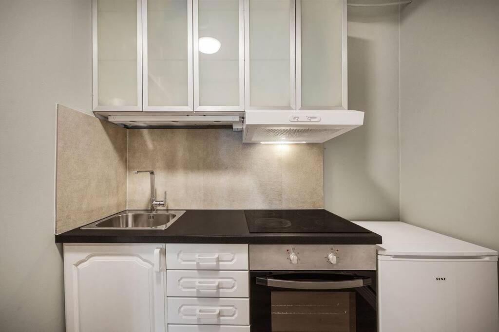 Dinbnb Homes I 4-Bedroom Historical House In Romantic Surroundings Берген Экстерьер фото