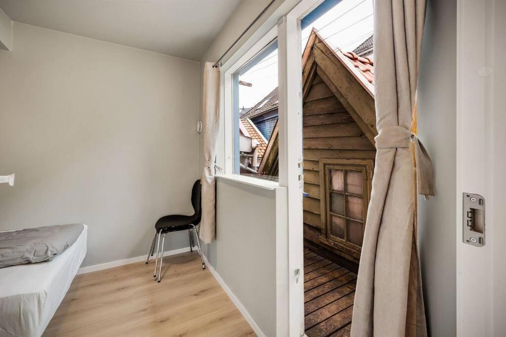 Dinbnb Homes I 4-Bedroom Historical House In Romantic Surroundings Берген Экстерьер фото